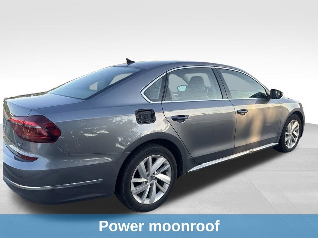 Used 2018 Volkswagen Passat 2.0T SE FWD image 10