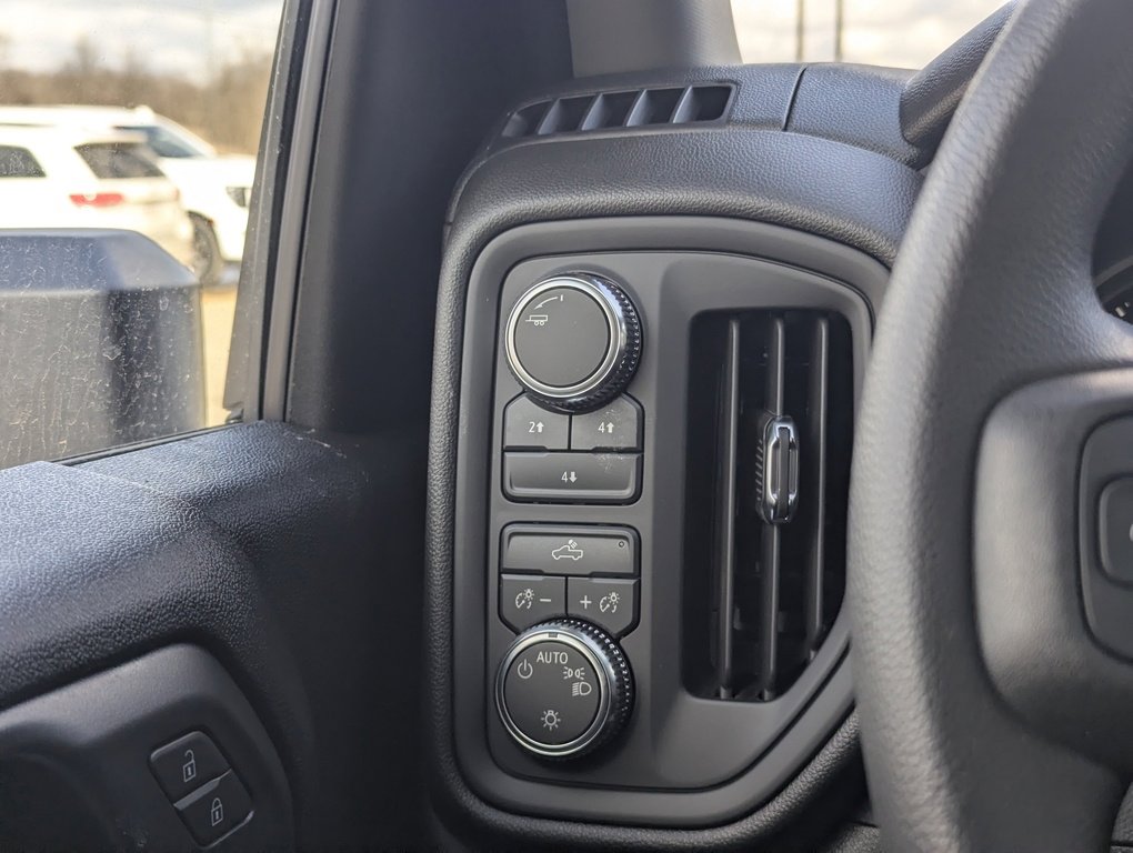 New 2026 GMC Sierra 2500 Pro image 22