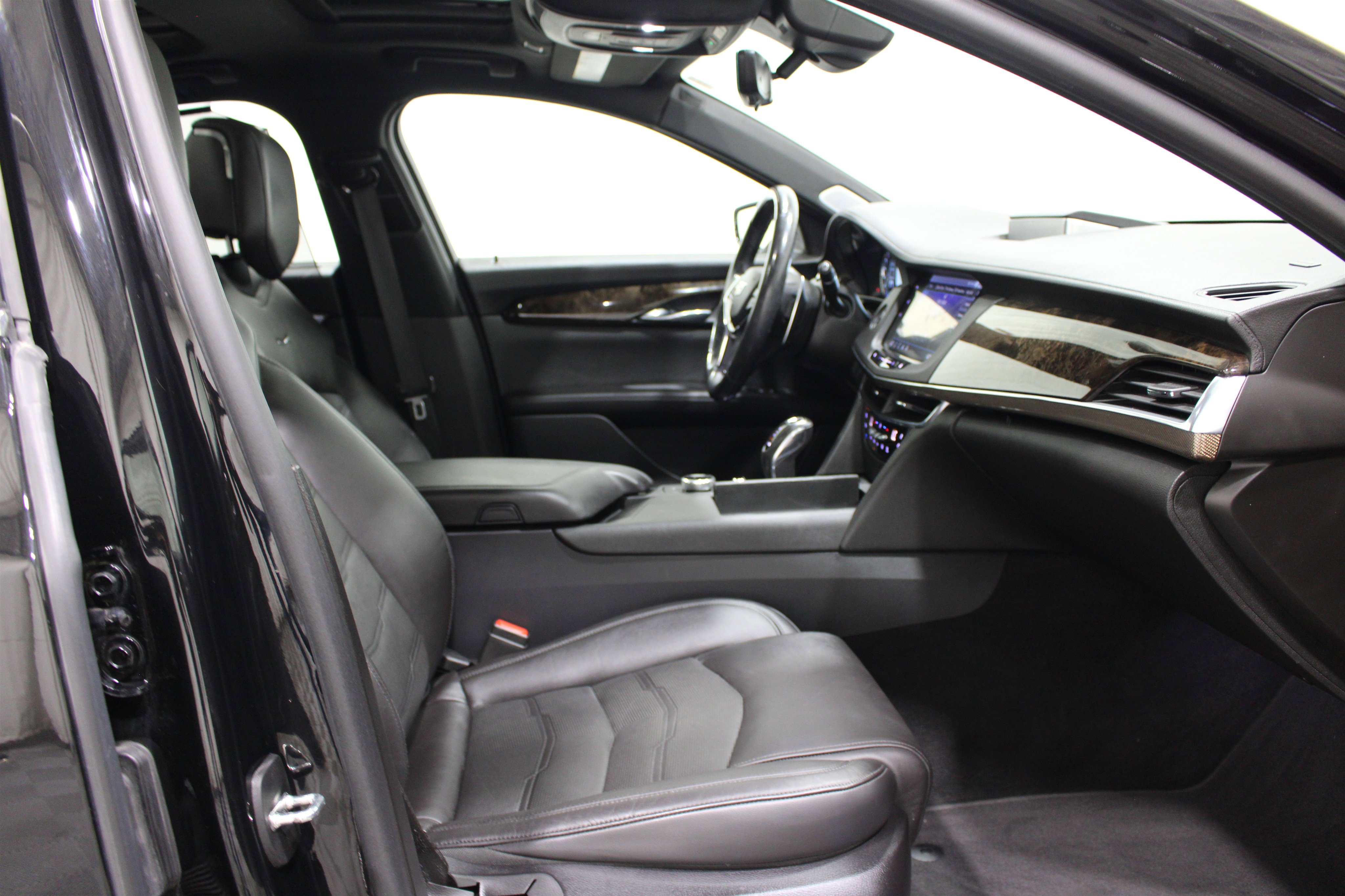 Used 2020 Cadillac CT6 Premium Luxury AWD/4WD image 34