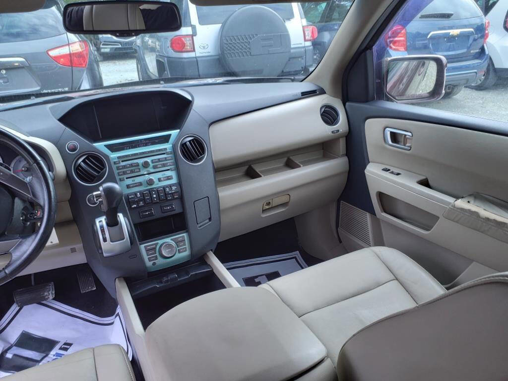 Used 2010 Honda Pilot Touring image 6