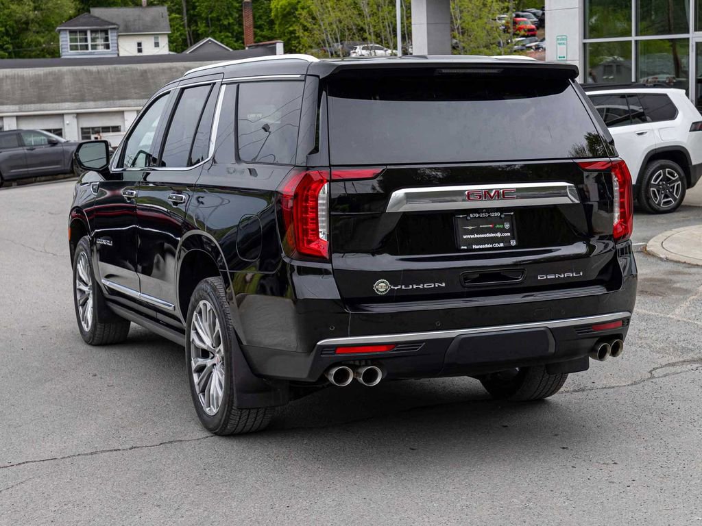 Used 2021 GMC Yukon Denali w/ Denali Premium Package AWD/4WD image 6