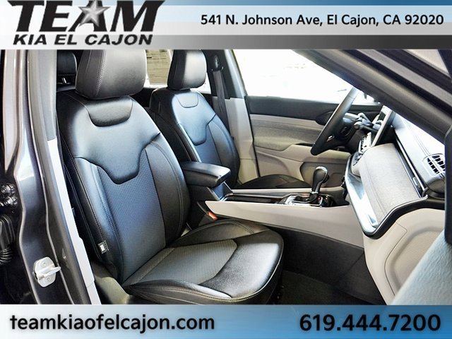 Used 2024 Jeep Compass Latitude image 12