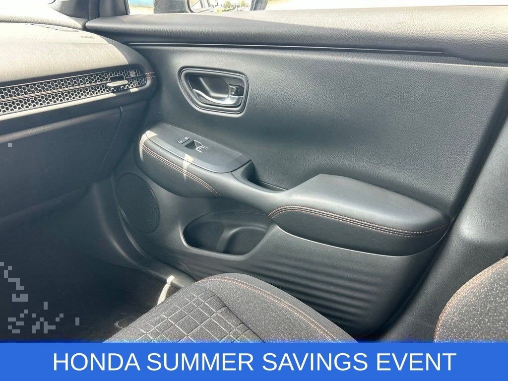 Used 2024 Honda HR-V Sport image 16