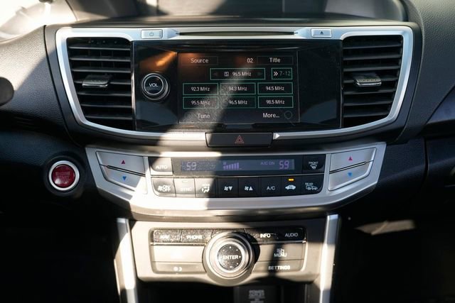 Used 2015 Honda Accord Touring image 40