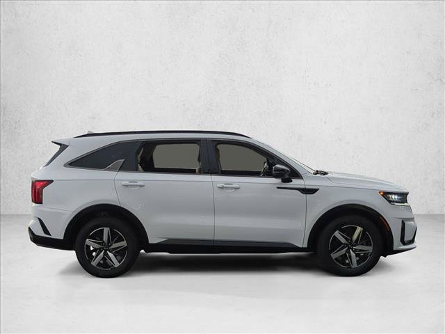 Used 2021 Kia Sorento S w/ Panoramic Sunroof Package FWD image 4