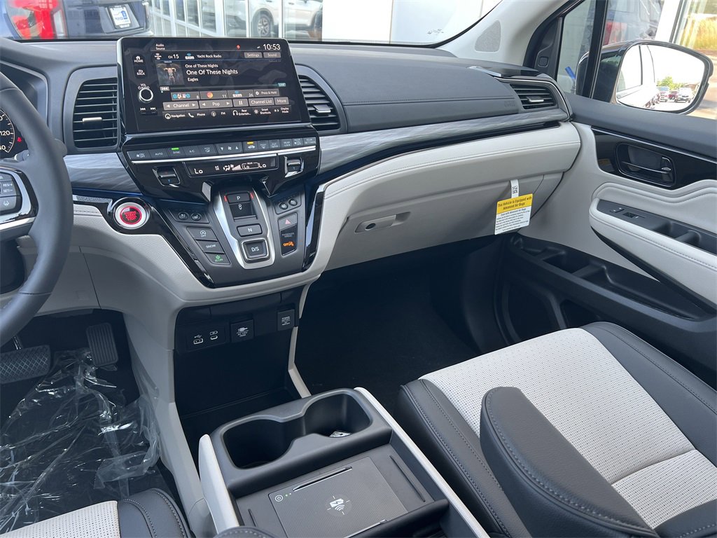 New 2026 Honda Odyssey Elite image 18