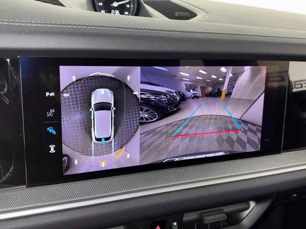 Certified 2026 Porsche Cayenne AWD/4WD image 30