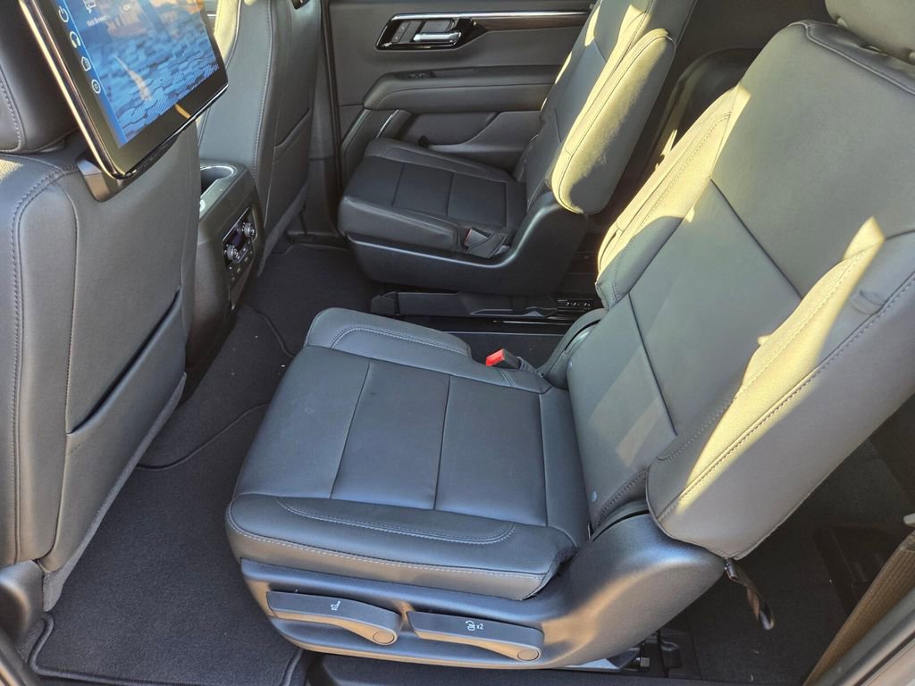 New 2026 Chevrolet Suburban Z71 w/ Z71 Off-Road Package image 8