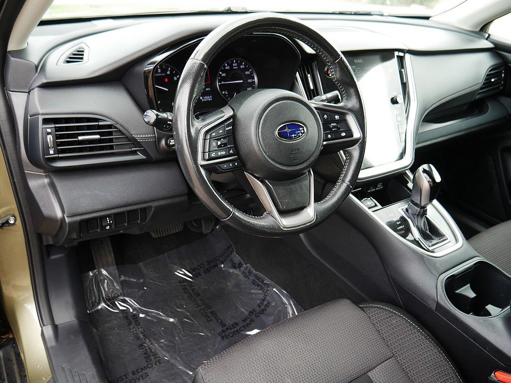 Used 2024 Subaru Outback Premium AWD/4WD image 11