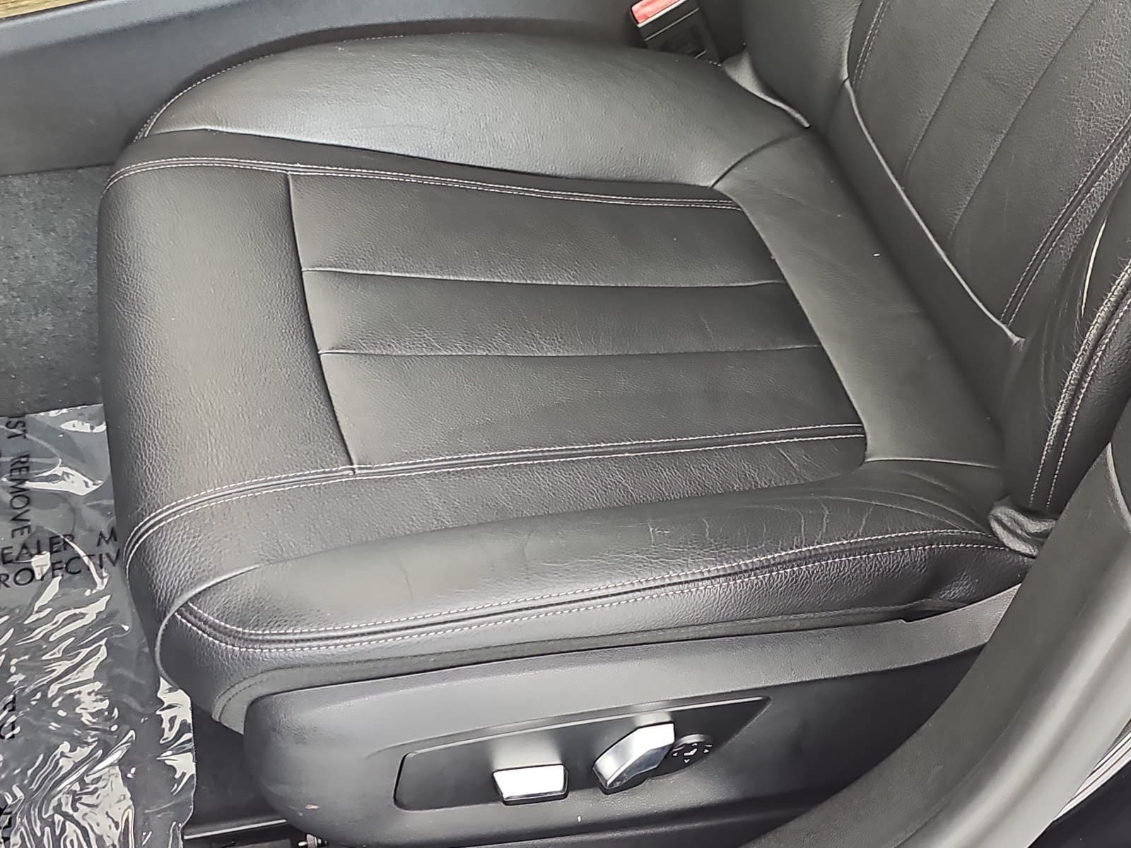 Used 2018 BMW 740i w/ Driver Assistance Package RWD image 29