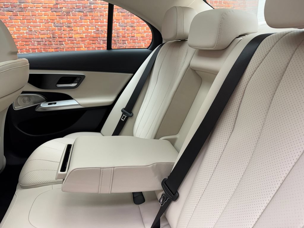 Certified 2024 Mercedes-Benz E 350 4MATIC Sedan image 11