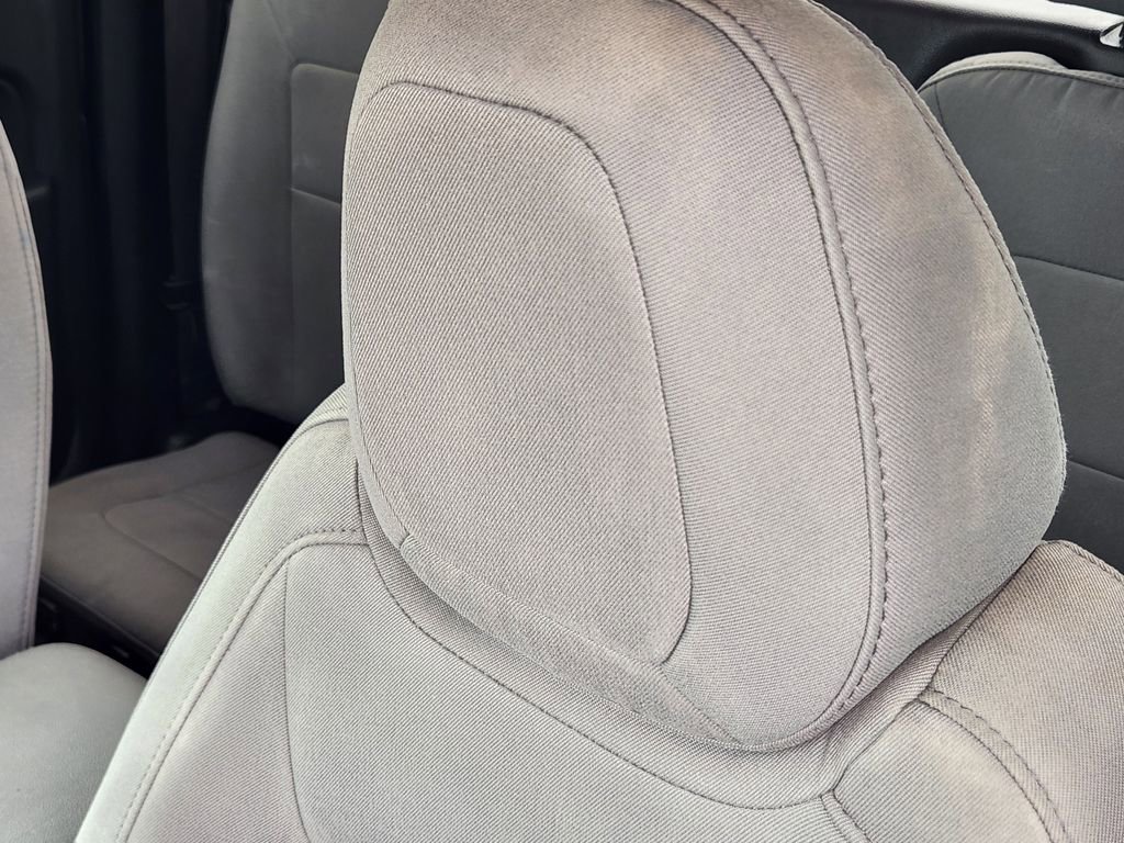 Used 2022 Chevrolet Colorado W/T image 15