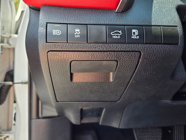 Used 2019 Toyota Camry XSE FWD image 33