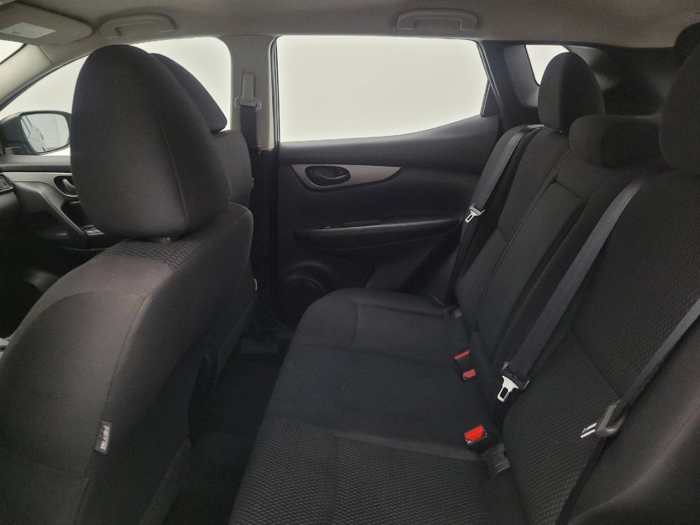 Used 2019 Nissan Rogue Sport S w/ Appearance Package FWD image 18