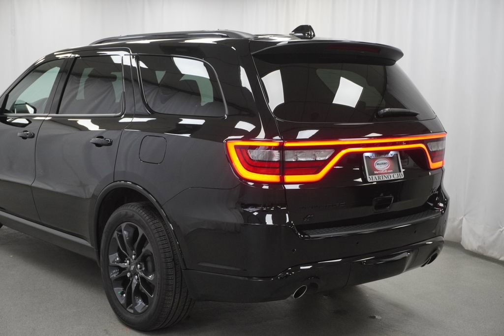 Used 2023 Dodge Durango R/T AWD/4WD image 12