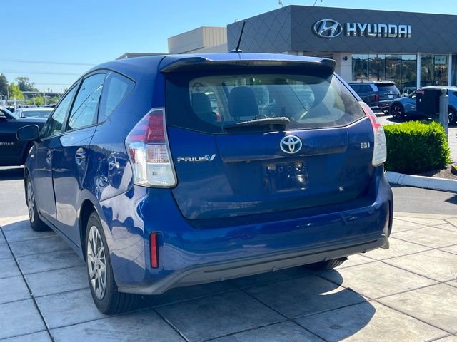 Used 2016 Toyota Prius V Three FWD image 9