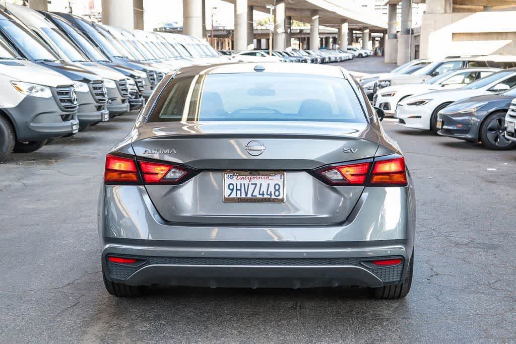Used 2024 Nissan Altima 2.5 SV FWD image 8