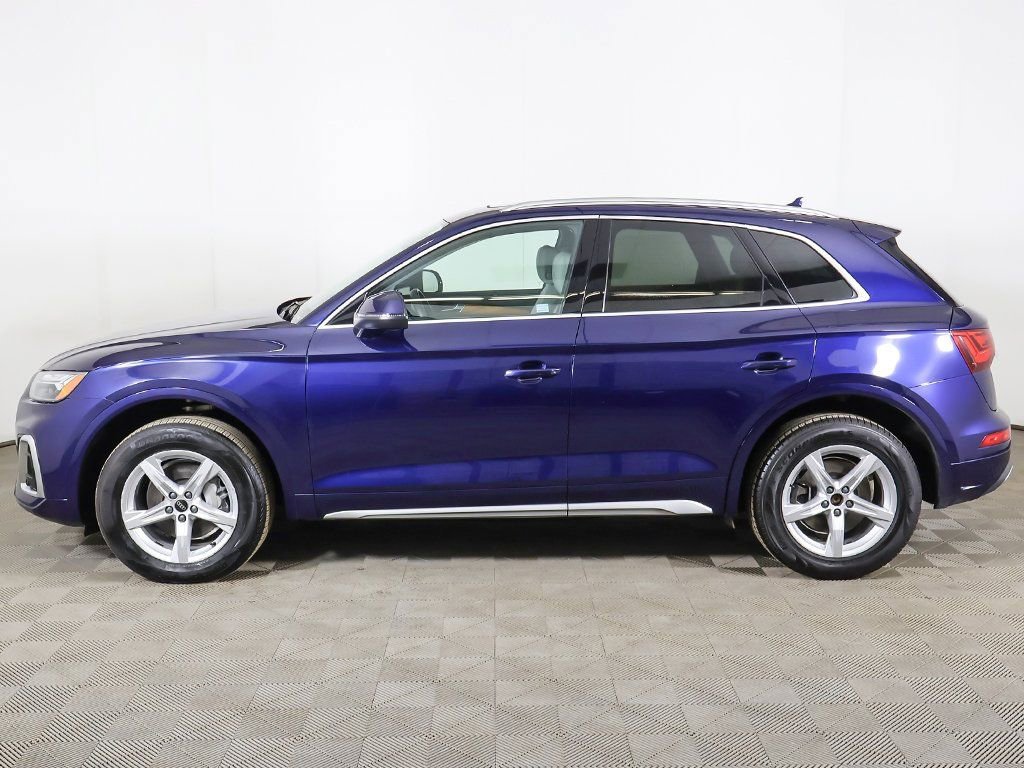 Used 2024 Audi Q5 2.0T Premium w/ Convenience Package image 17