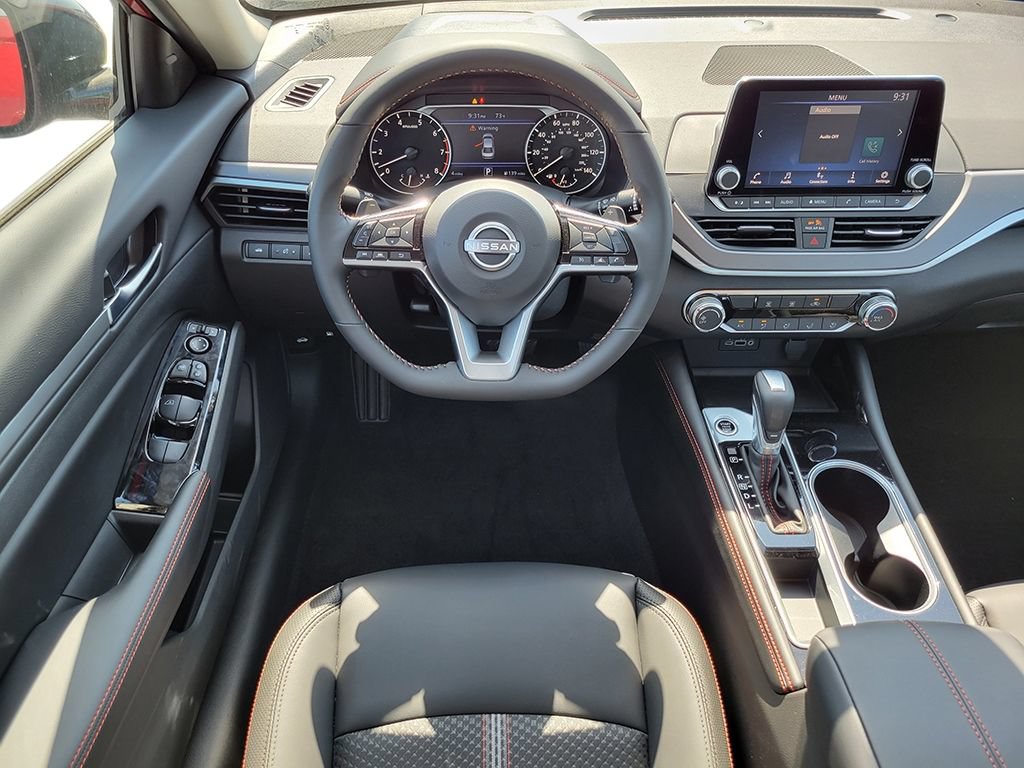 New 2026 Nissan Altima 2.5 SR FWD image 19