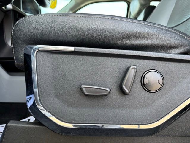 Used 2023 Ford F150 Lariat image 12