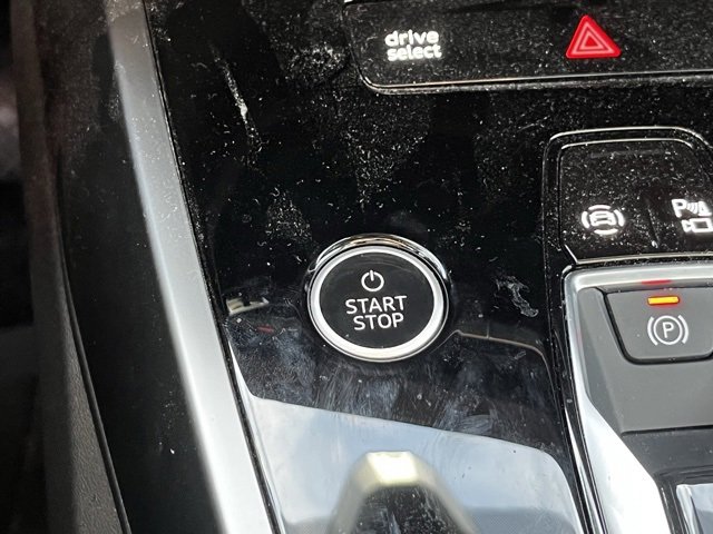 Used 2023 Audi Q4 e-tron Premium Plus image 20