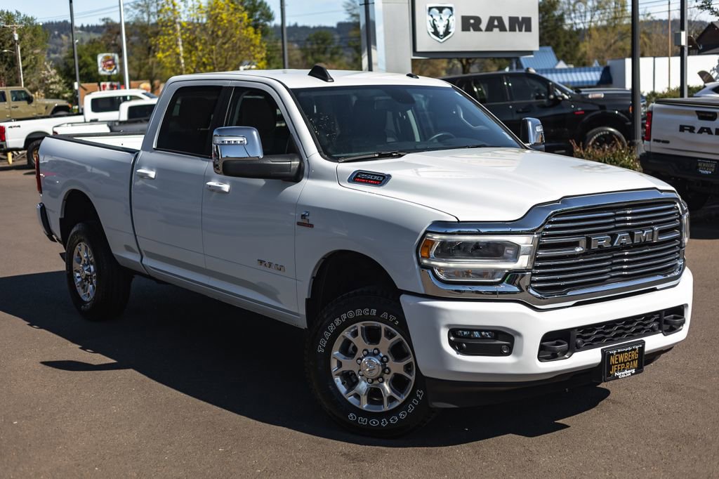 Used 2024 RAM 2500 Laramie AWD/4WD image 2