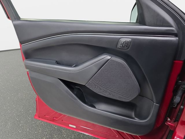 Used 2021 Ford Mustang Mach-E Select w/ Comfort/Technology Package AWD/4WD image 27