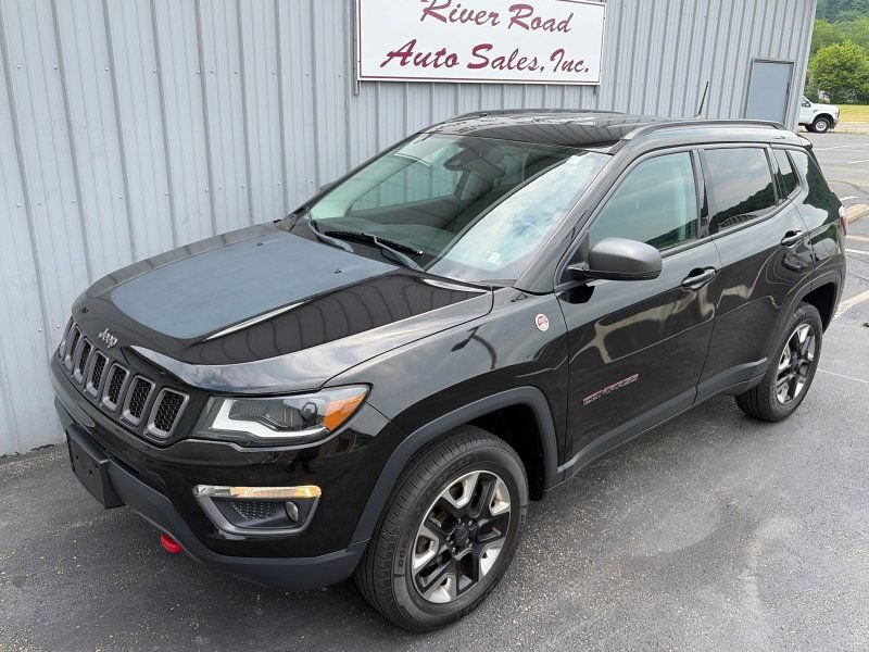 Used 2018 Jeep Compass Trailhawk w/ Leather Interior Group AWD/4WD image 30