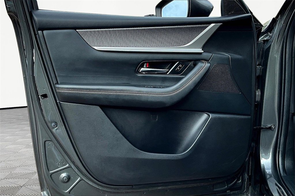 Used 2024 MAZDA CX-90 3.3 Turbo w/ Preferred Plus image 18