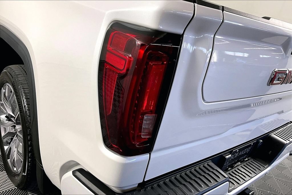 Used 2024 GMC Sierra 1500 Denali AWD/4WD image 23