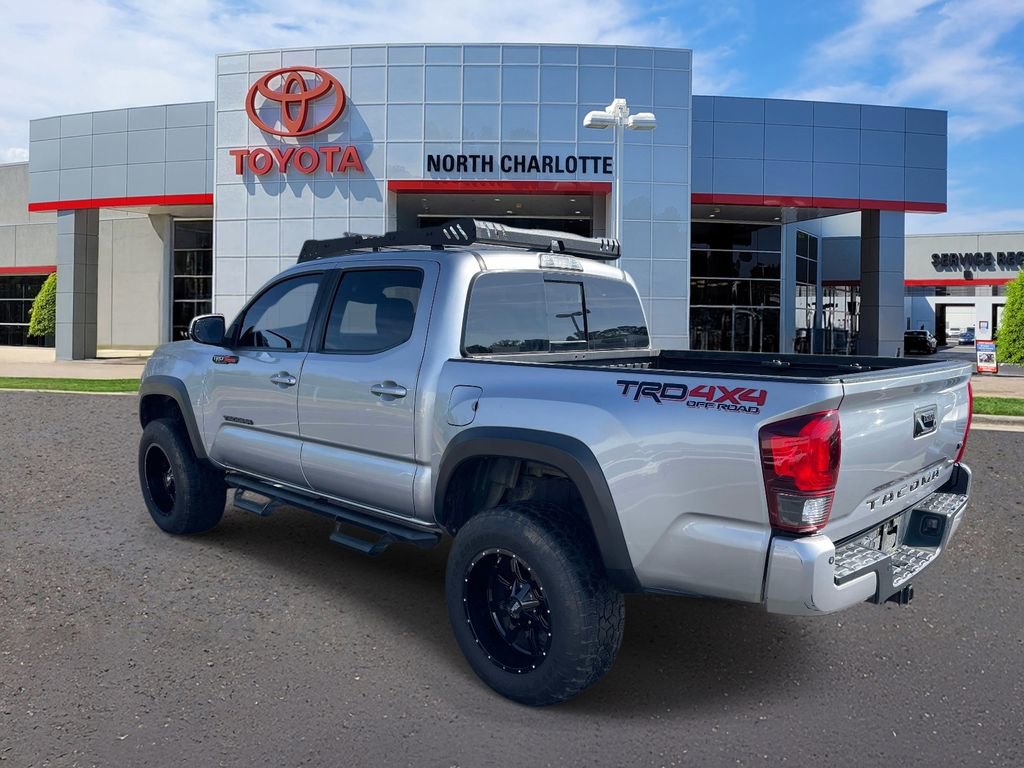 Used 2019 Toyota Tacoma TRD Off-Road w/ Technology Package image 7