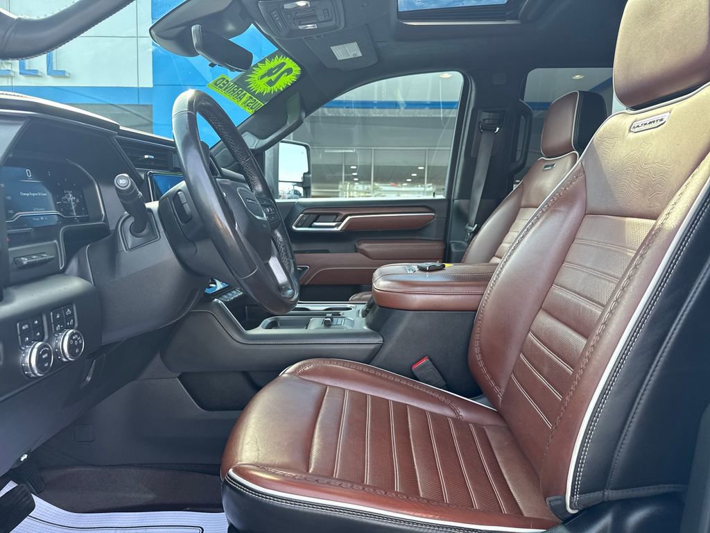Used 2024 GMC Sierra 3500 Denali Ultimate image 11