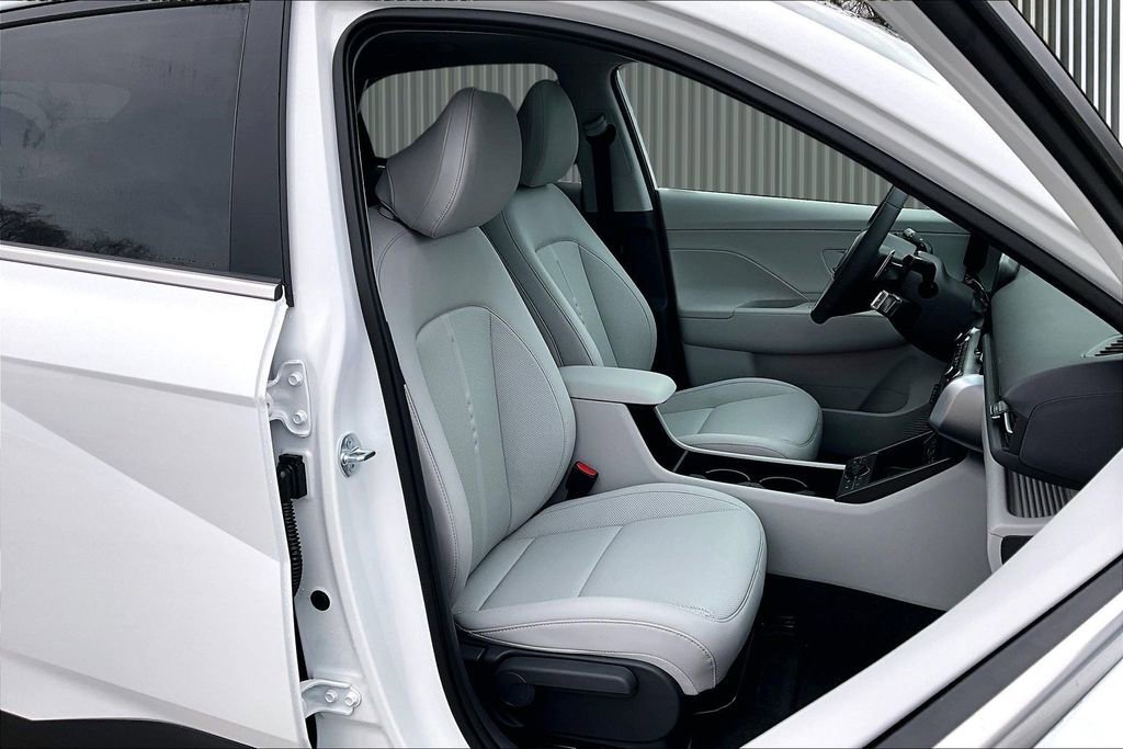 New 2026 Hyundai Kona Limited image 9