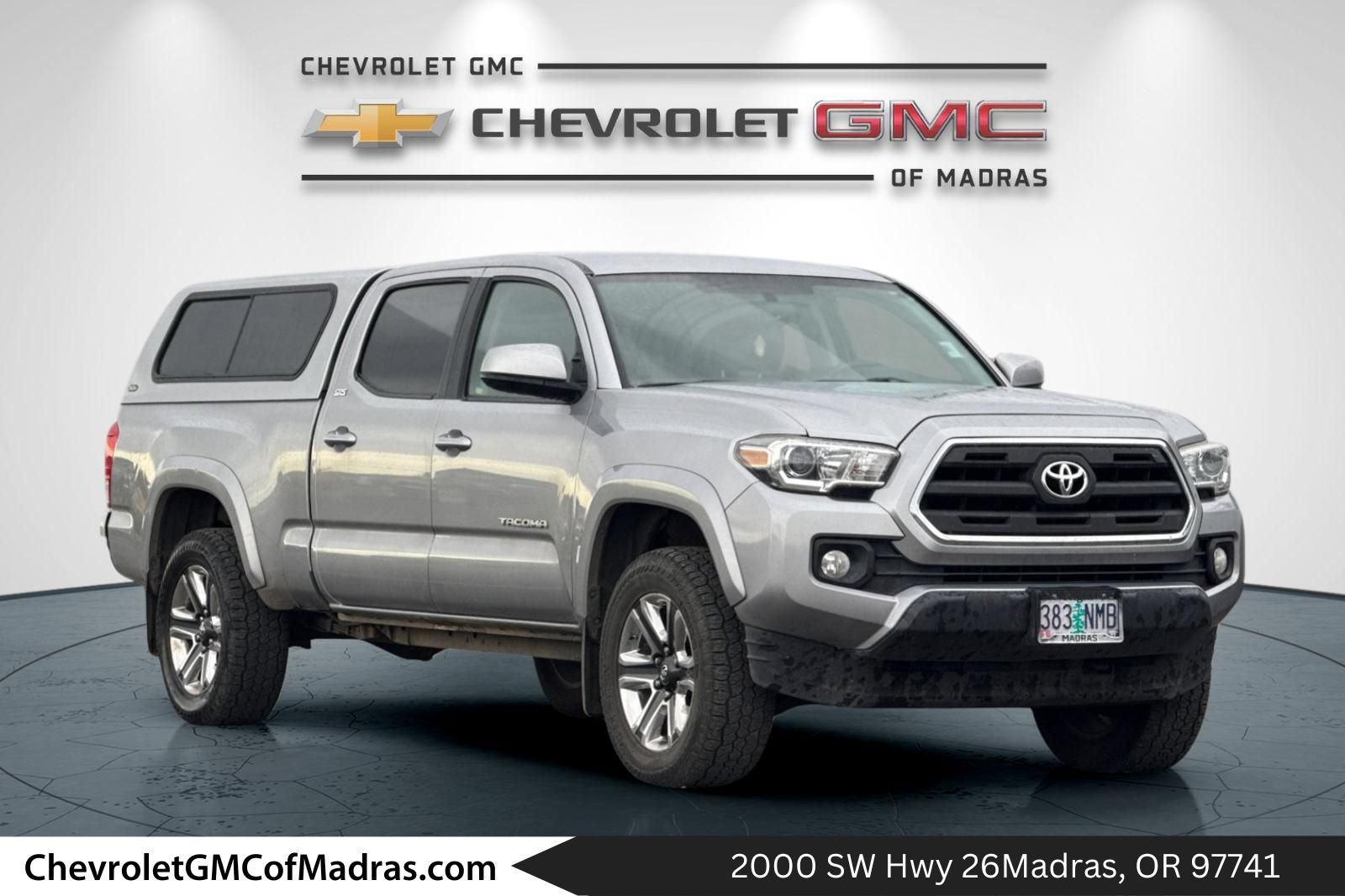 Used 2016 Toyota Tacoma SR5 w/ SR5 Appearance Package (SN)
