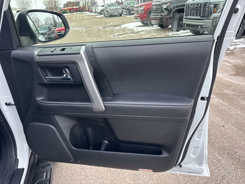 Used 2024 Toyota 4Runner SR5 Premium image 37