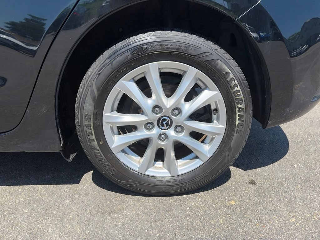 Used 2018 MAZDA MAZDA3 Sport FWD image 19