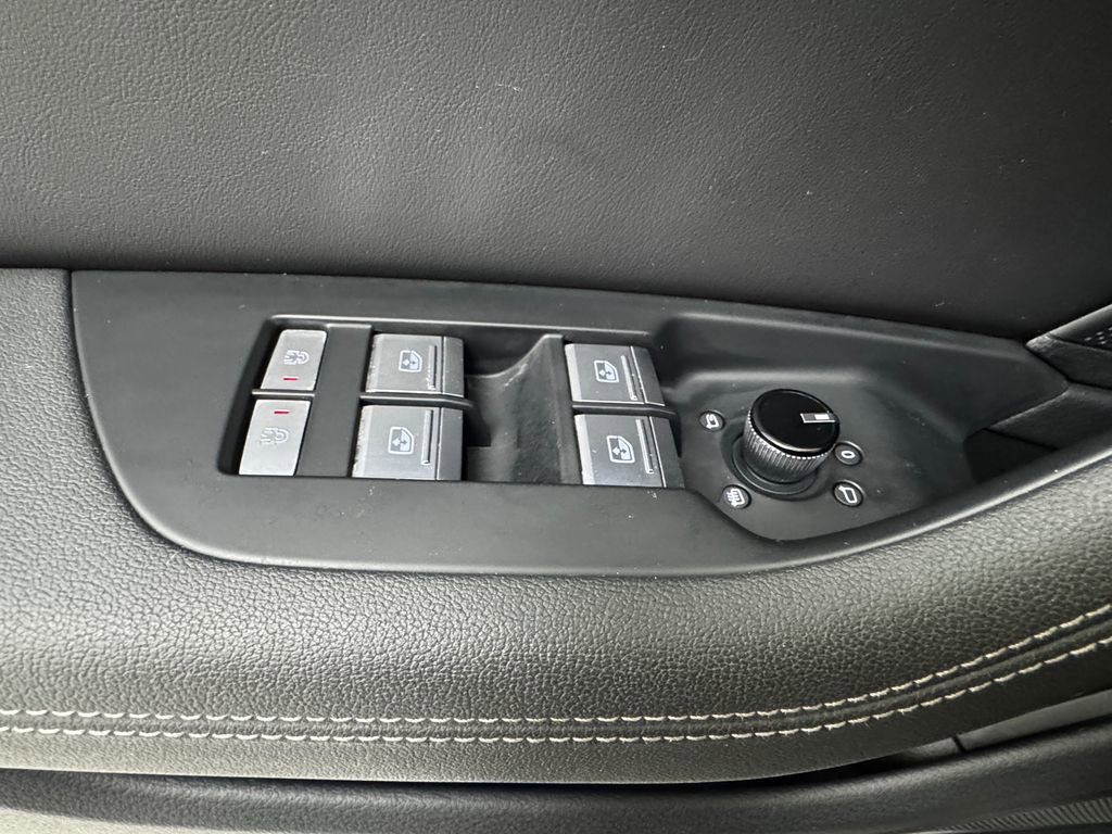 Used 2020 Audi A6 2.0T Premium Plus w/ Premium Plus Package image 27