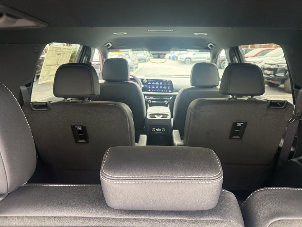 New 2026 Chevrolet Traverse LT w/ Midnight/Sport Edition image 47