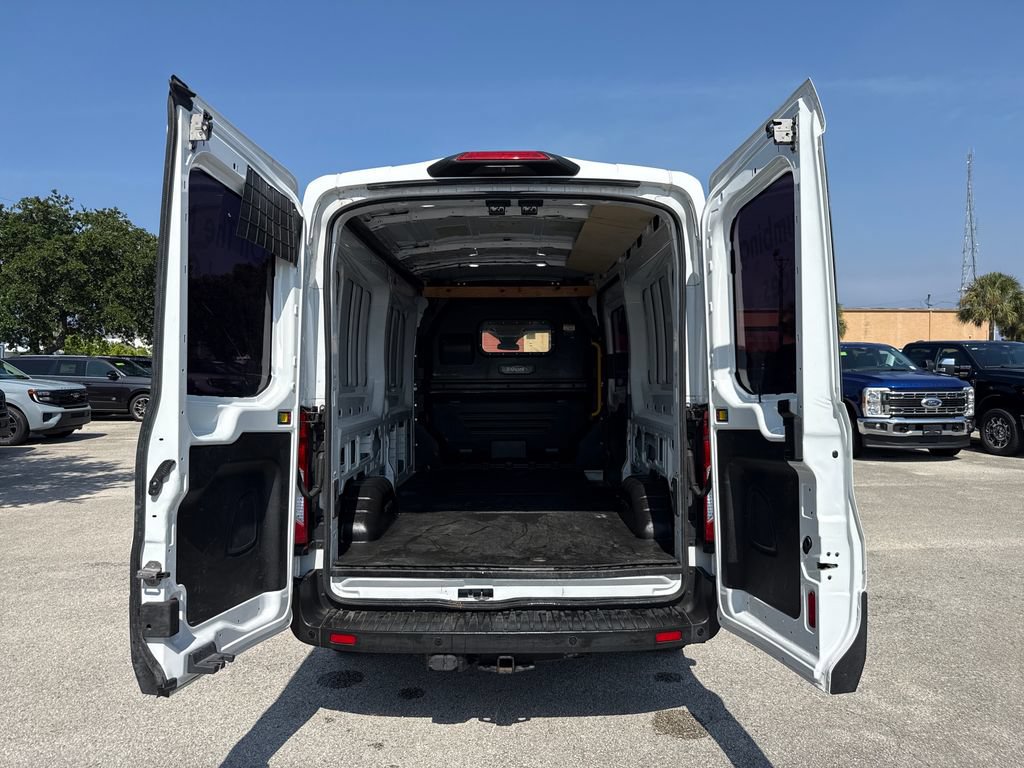 Used 2020 Ford Transit 250 Medium Roof RWD image 25