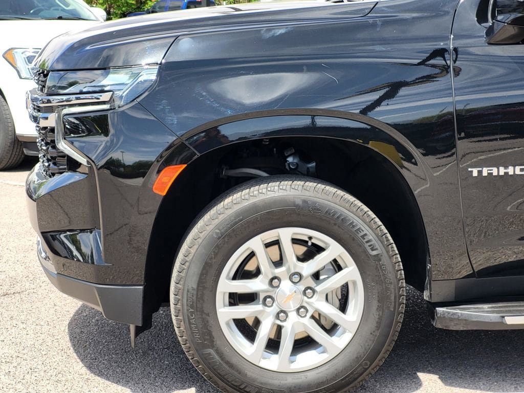 Certified 2024 Chevrolet Tahoe LS w/ Driver Alert Package AWD/4WD image 6