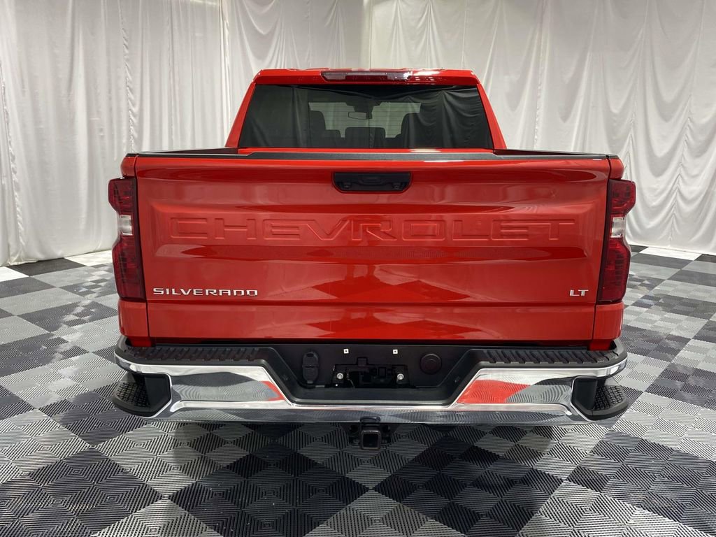 Used 2024 Chevrolet Silverado 1500 LT image 3