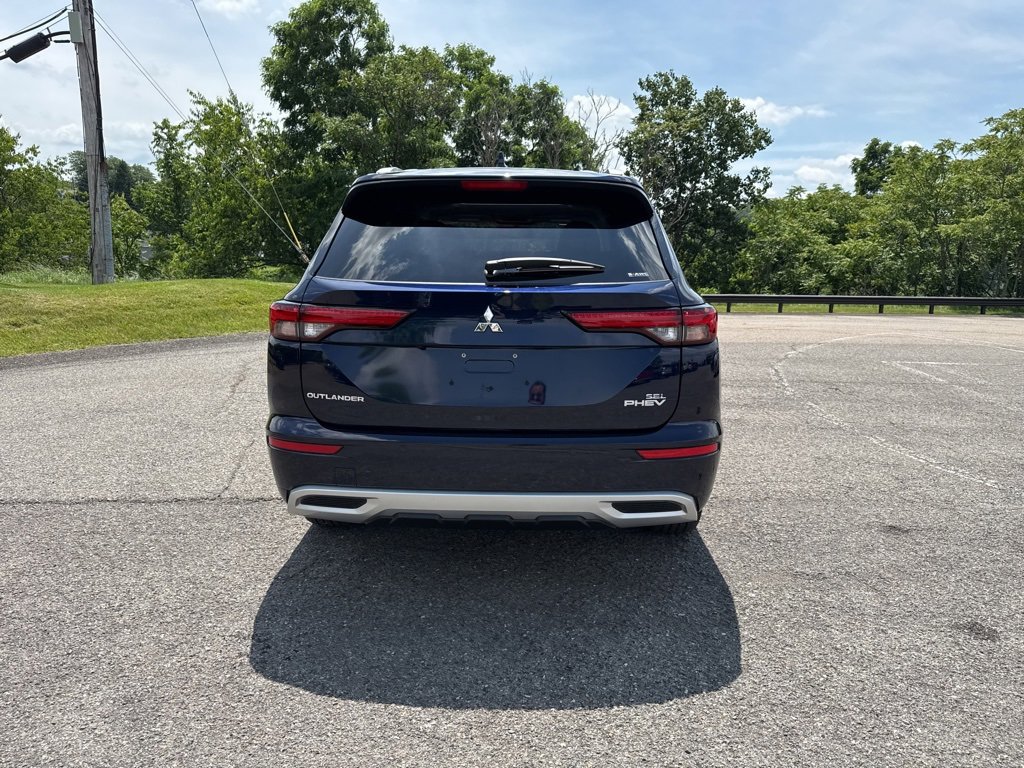 New 2025 Mitsubishi Outlander SEL image 8