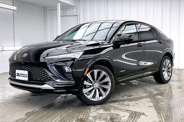 New 2026 Buick Envista Avenir image 2
