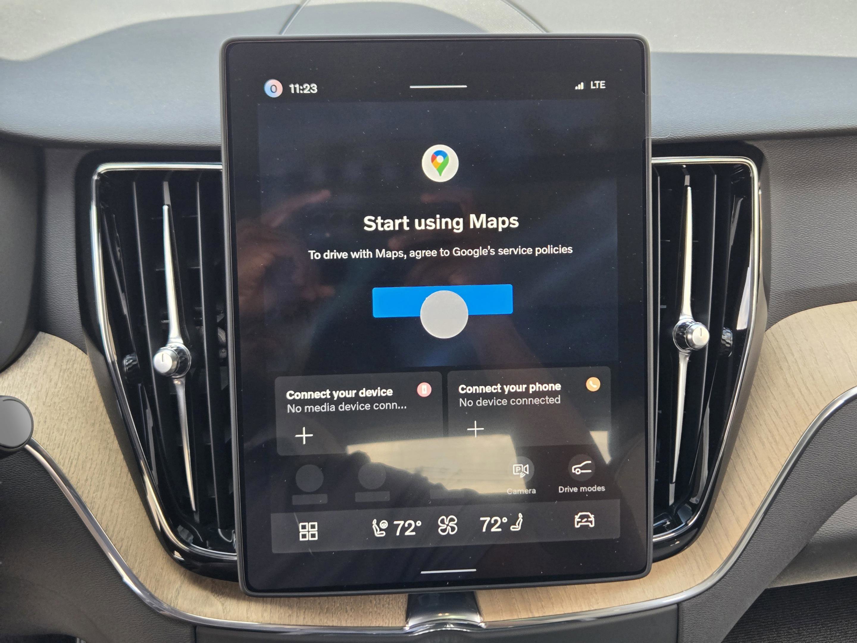 New 2026 Volvo XC60 B5 Plus w/ Protection Package Premier image 13