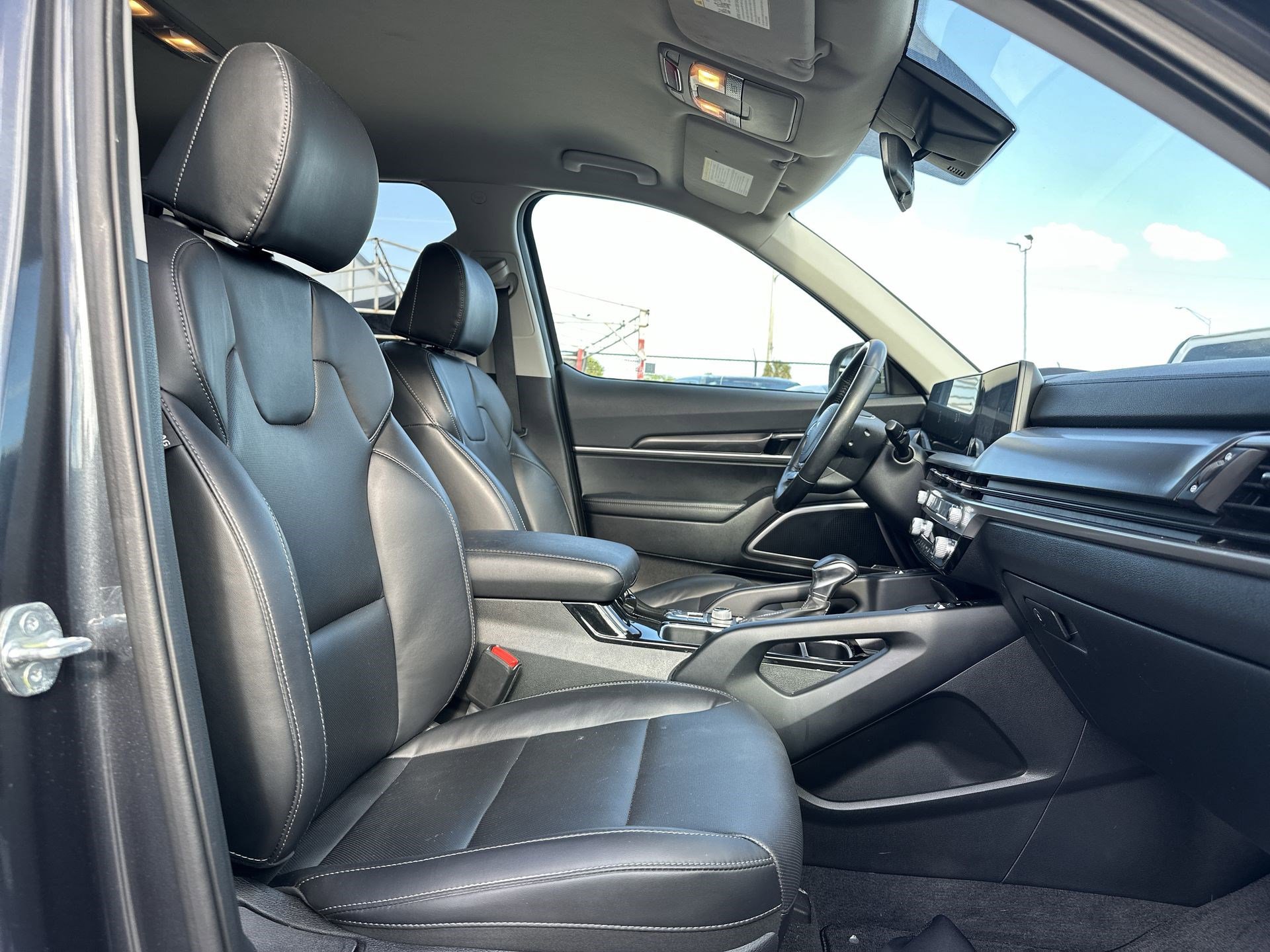 Certified 2023 Kia Telluride S AWD/4WD image 24