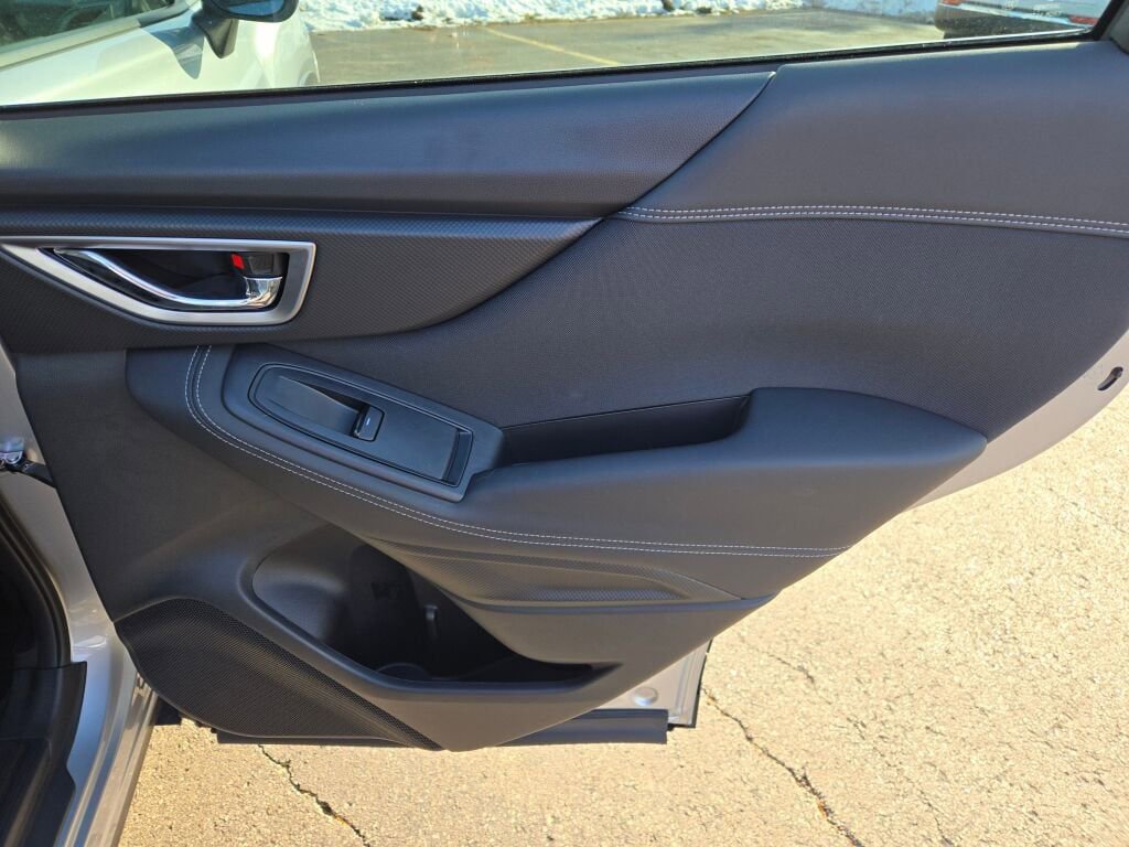 Used 2023 Subaru Forester Premium image 7