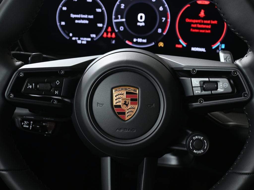 Used 2026 Porsche Cayenne Coupe AWD/4WD image 19