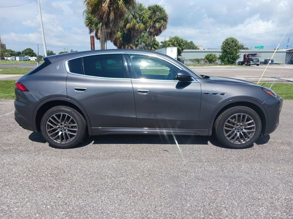 Used 2024 Maserati Grecale GT AWD/4WD image 2