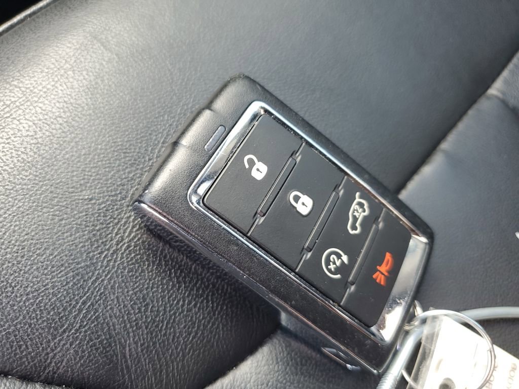 Used 2022 Jeep Grand Cherokee L Limited image 28