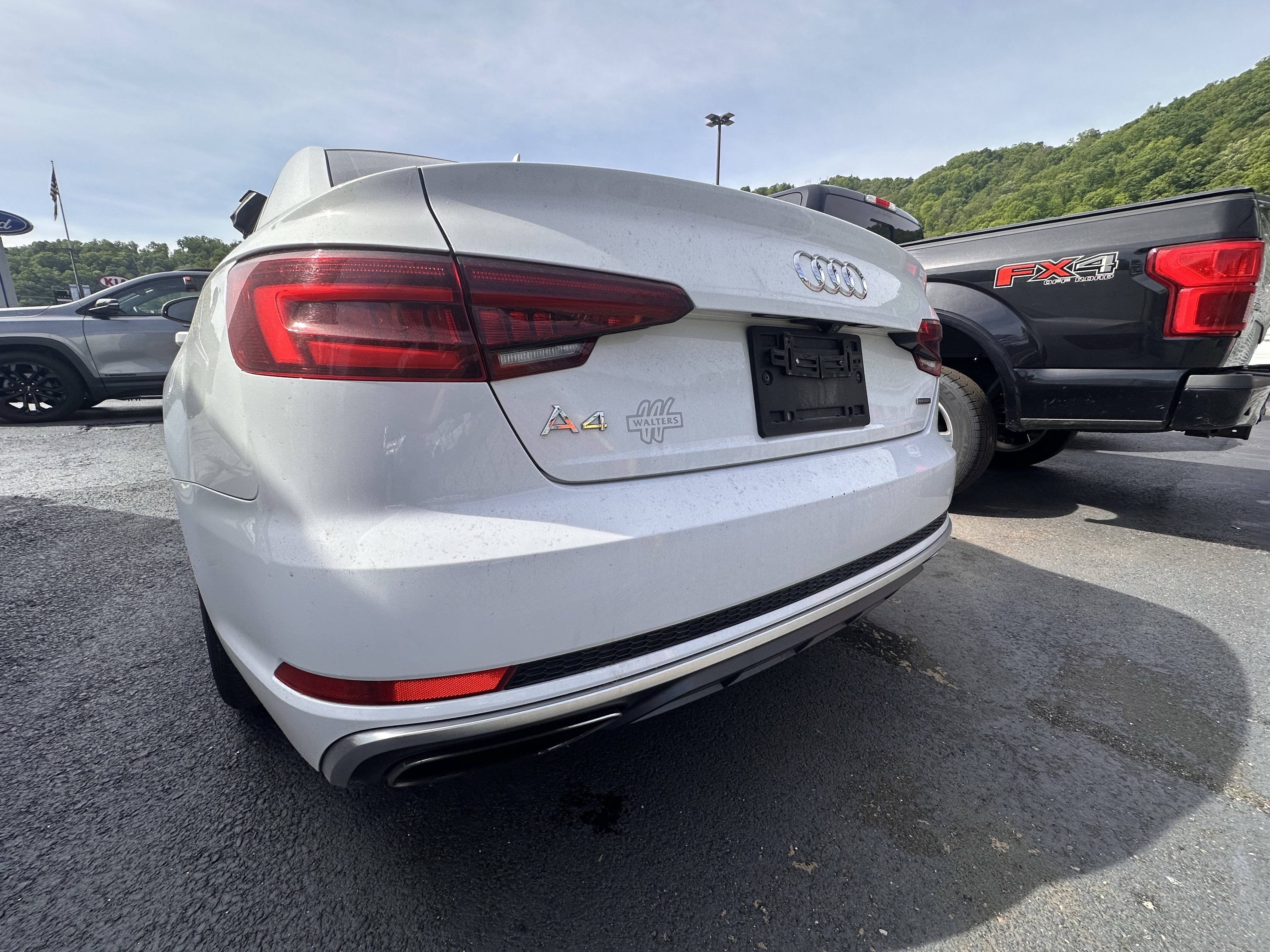 Used 2019 Audi A4 2.0T Premium w/ Convenience Package AWD/4WD image 5